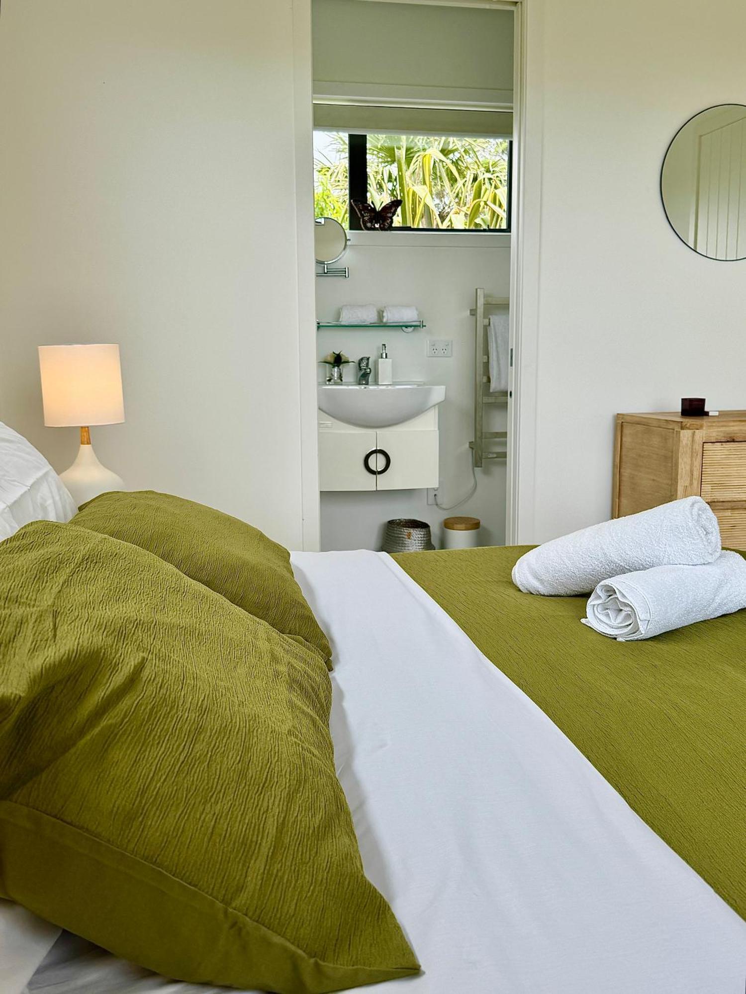 Room At Raglans Travellers Rest Coastal Retreat المظهر الخارجي الصورة